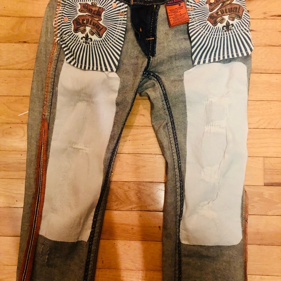 Beautiful Rock Revivals with Factory Destruction and Backing - Picture 10 of 12